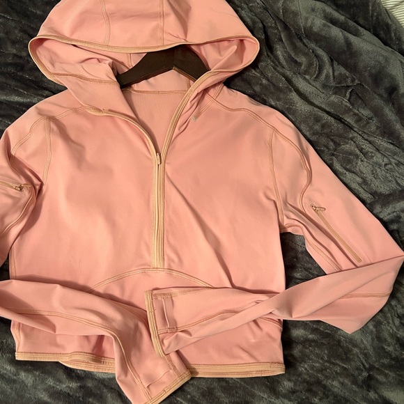 Cropped workout jacket - Picture 1 of 4